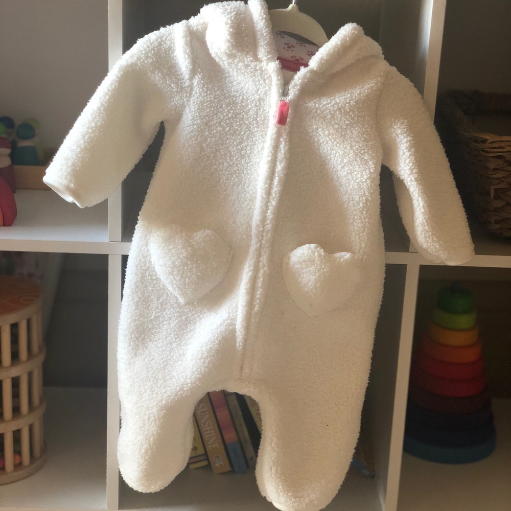 Baby girl snowsuits bundle (0-3 months)